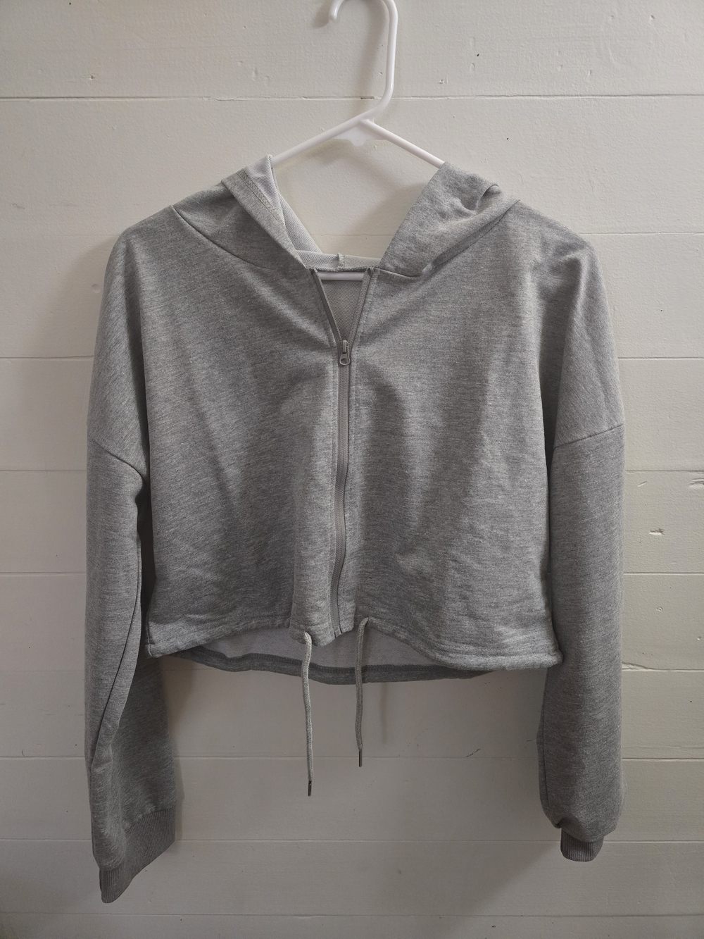 Cropped Gray Zip-Up Hoodie with Drawcord - Unbranded